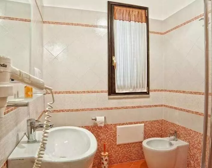 Airport House B&b
