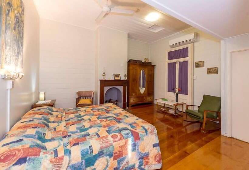 Auckland Hill Bed & Breakfast