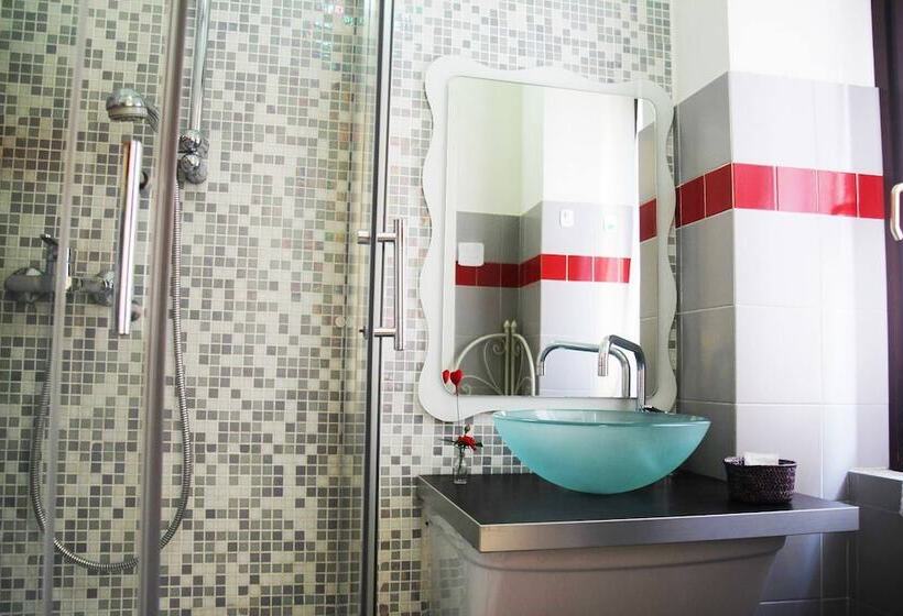 تختخواب و صبحانه Casamore Rooms