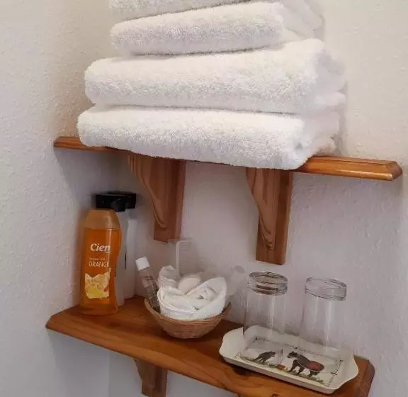 ベッドアンドブレックファースト Abberley Guest House