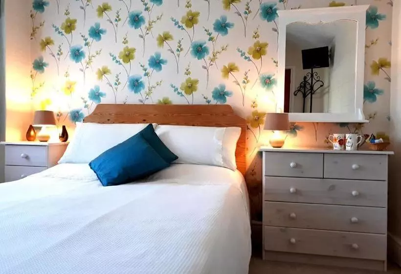 ベッドアンドブレックファースト Abberley Guest House