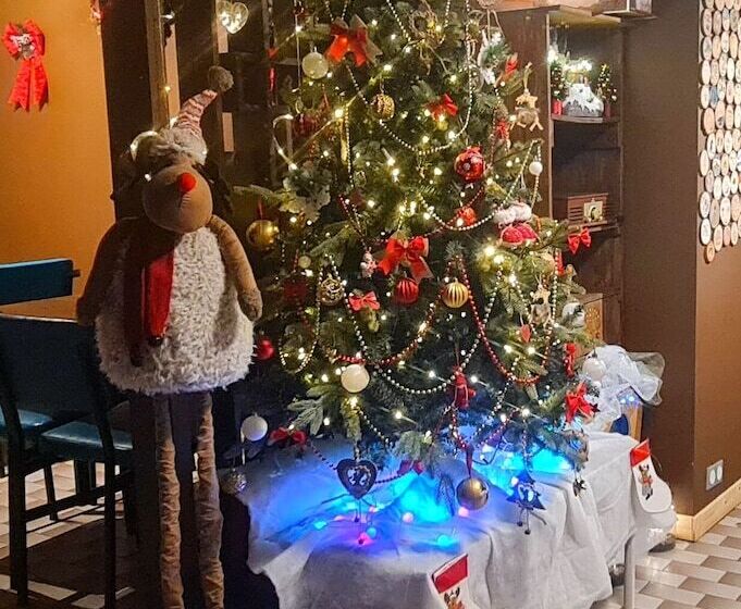 ベッドアンドブレックファースト Hébergement Artense