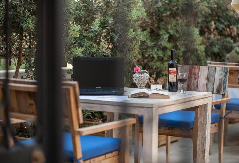 تختخواب و صبحانه La Maison Ottomane