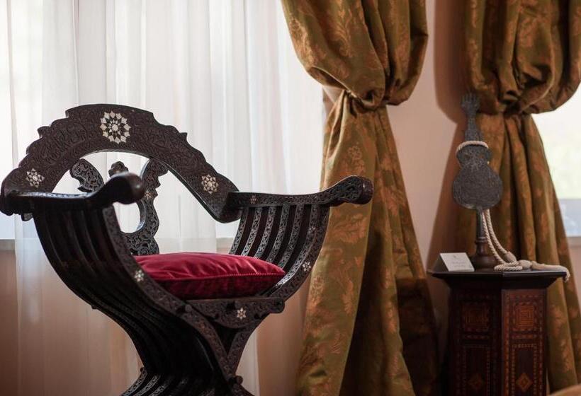 تختخواب و صبحانه La Maison Ottomane