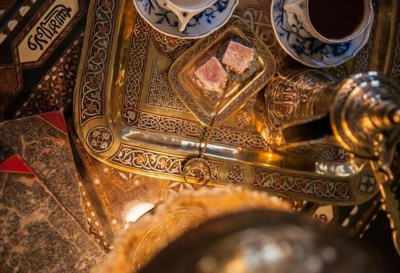 تختخواب و صبحانه La Maison Ottomane