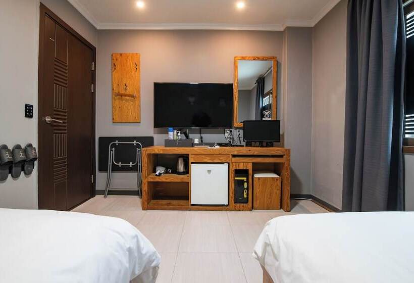 酒店 Gung Business