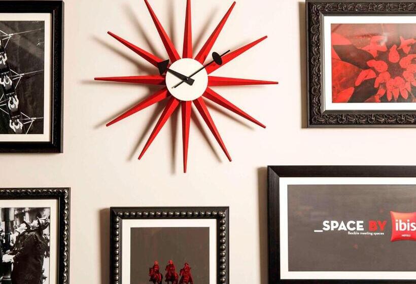 Отель Ibis Cambridge Central Station