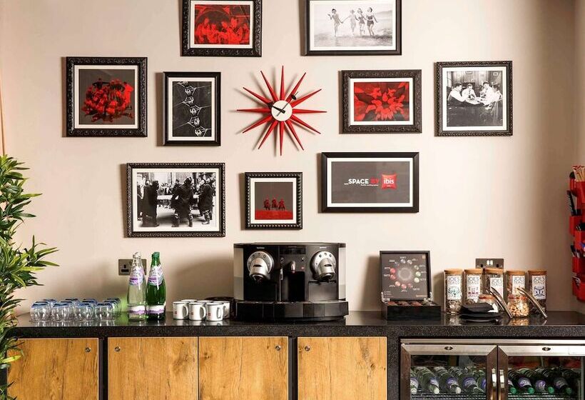 Отель Ibis Cambridge Central Station