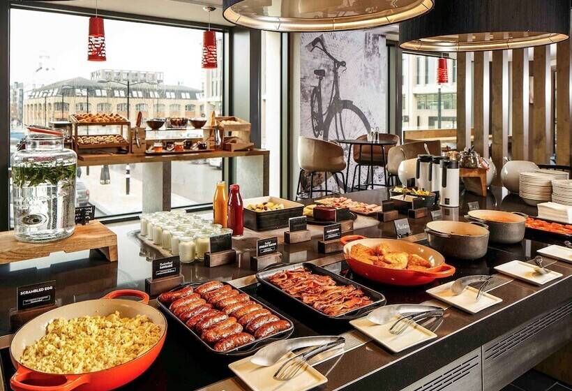 Отель Ibis Cambridge Central Station