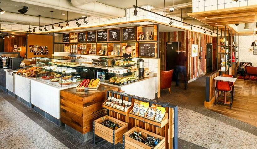 Отель Ibis Cambridge Central Station