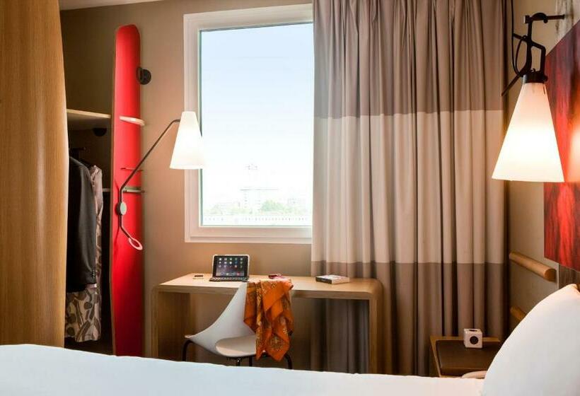 Отель Ibis Cambridge Central Station