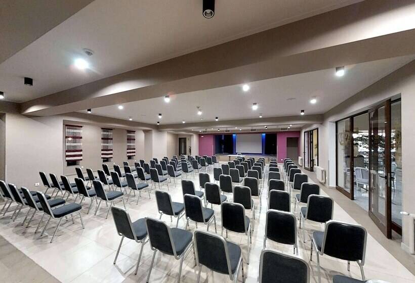 هتل Ibis Styles Gniezno Stare Miasto