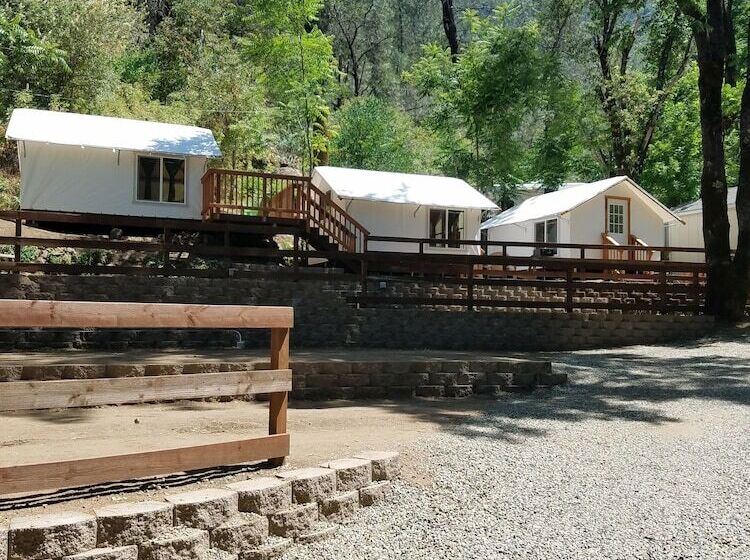 هتل Indian Flat Rv Park  Tent Cabins & Cottages
