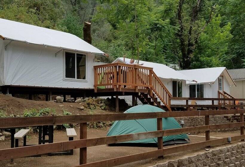 هتل Indian Flat Rv Park  Tent Cabins & Cottages