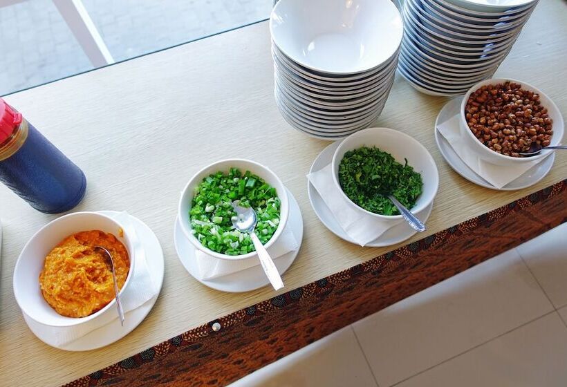 Pop! Hotel Tanjung Karang   Lampung