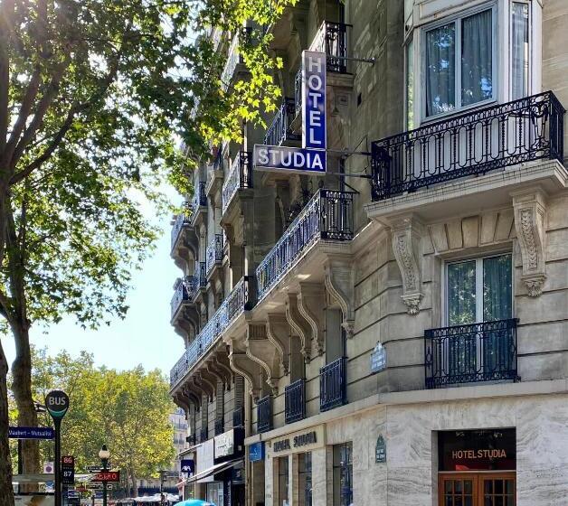 ホテル Studia