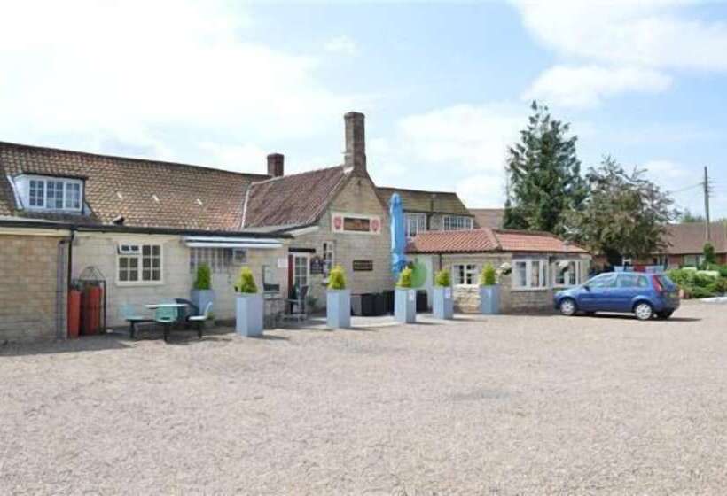 בית מלון כפרי The Red Lion