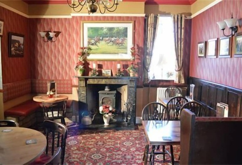 בית מלון כפרי The Red Lion