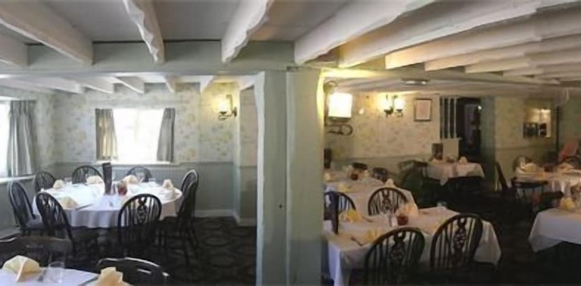 בית מלון כפרי The Red Lion