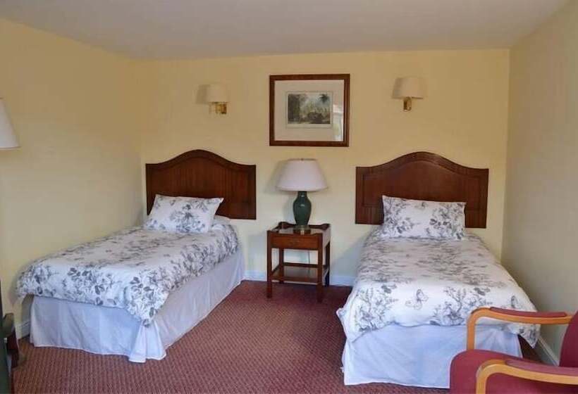 בית מלון כפרי The Red Lion