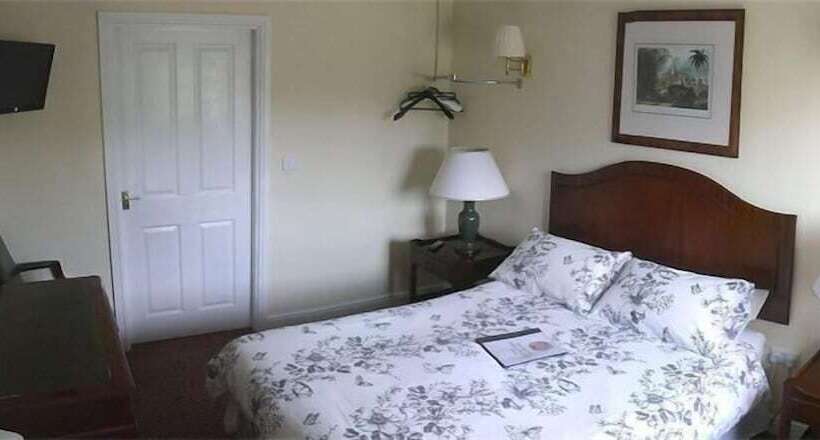 בית מלון כפרי The Red Lion