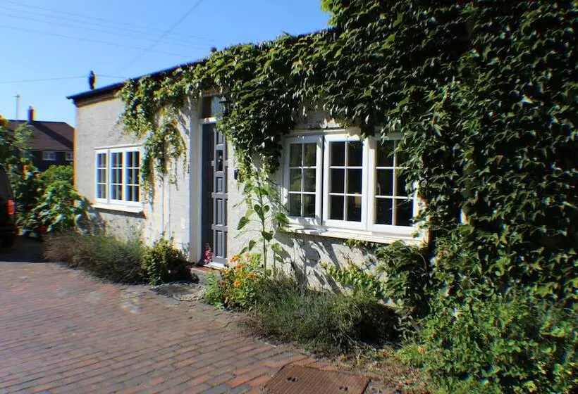 Moleside Cottage