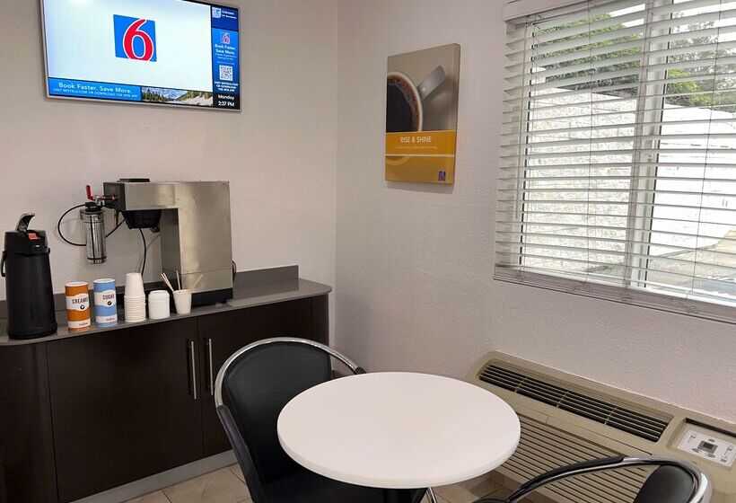 Motel 6orange, Ca Anaheim