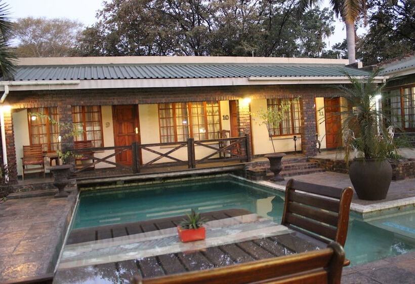 Pension Royal Game Guest House