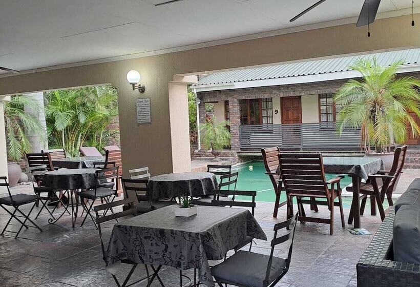 Pension Royal Game Guest House