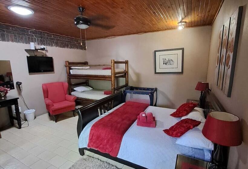 Pension Royal Game Guest House