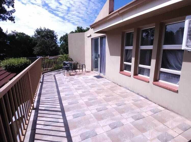 膳宿费 Rusplek Guesthouse And Conference Centre