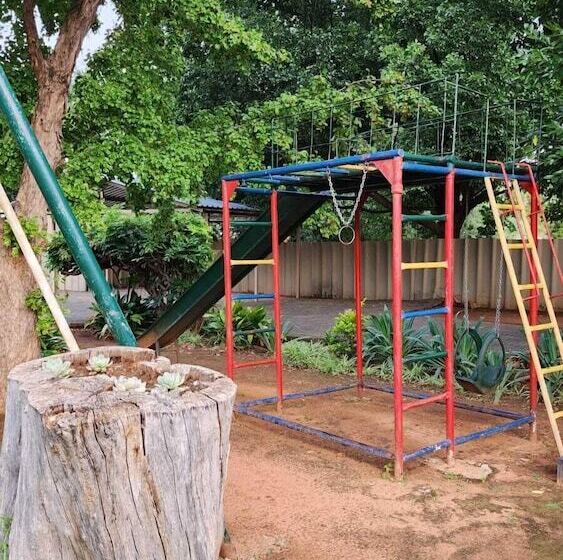 膳宿费 Rusplek Guesthouse And Conference Centre