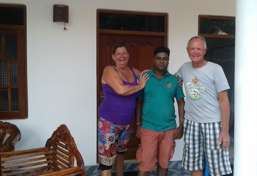 Пансион Sameera Villa