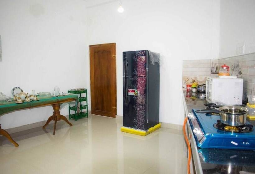 Пансион Sameera Villa