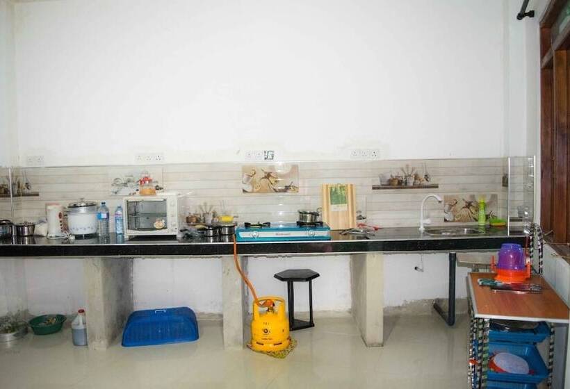 Пансион Sameera Villa