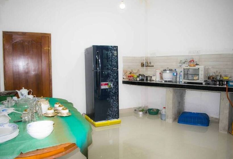 Пансион Sameera Villa