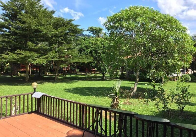 منتجع Khao Sok Nung House
