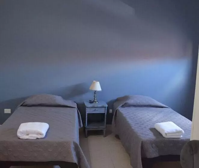 Suites Cervantes