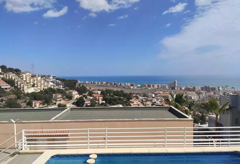 Apartamentos Montemar 3000