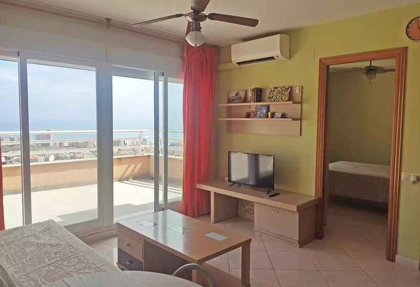 Apartamentos Montemar 3000