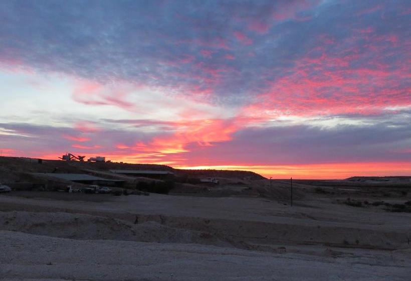 Down To Erth Bed And Breakfast