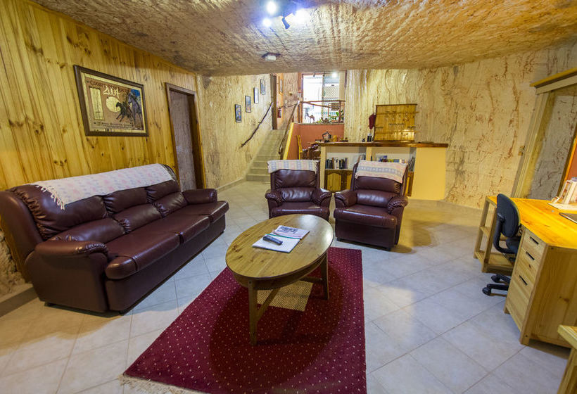 Down To Erth Bed And Breakfast