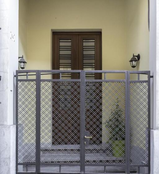 호텔 Easy Venice Rooms 1 2