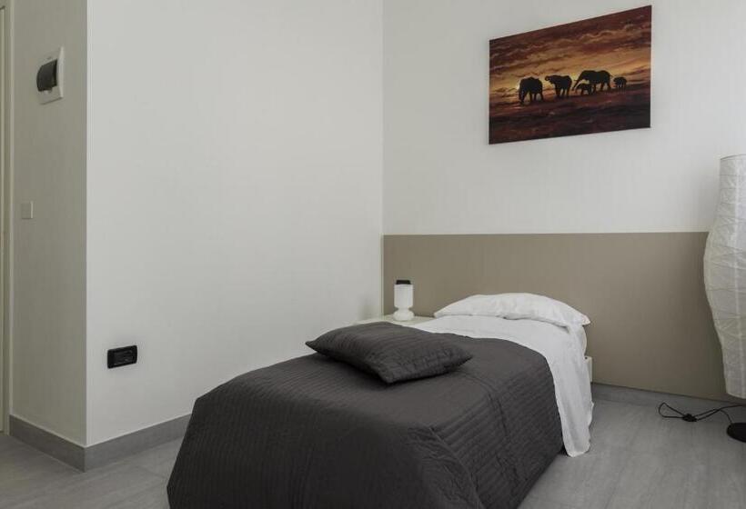 호텔 Easy Venice Rooms 1 2