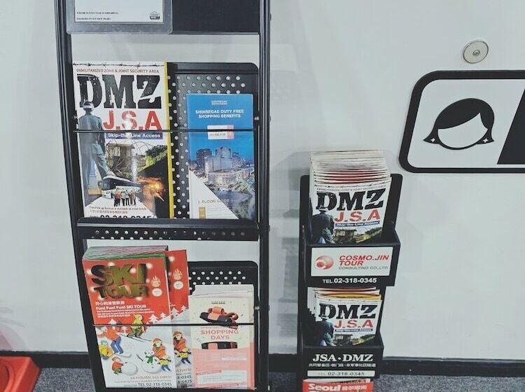 Ekonomy Hotel Myeongdong Premier