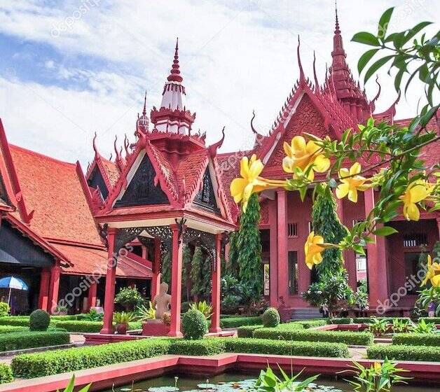 هتل Suitehome Boutique