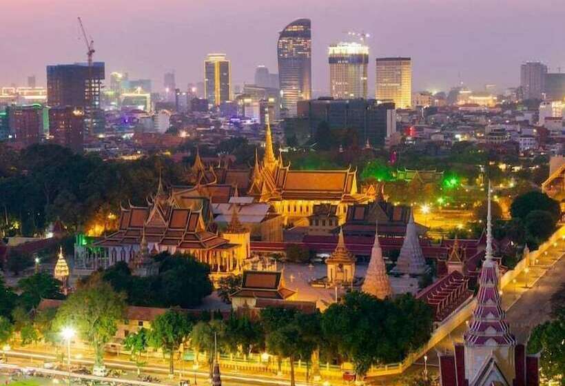 هتل Suitehome Boutique