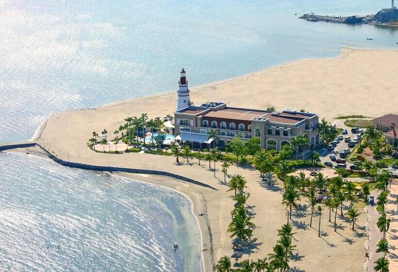 בית מלון כפרי The Lighthouse Marina Resort