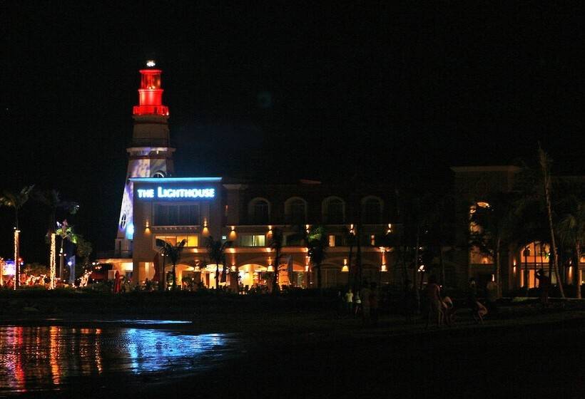 בית מלון כפרי The Lighthouse Marina Resort