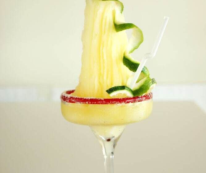 בית מלון כפרי The Lighthouse Marina Resort